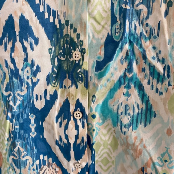 Beautiful shirt by Chico’s S 1 - Picture 4 of 4